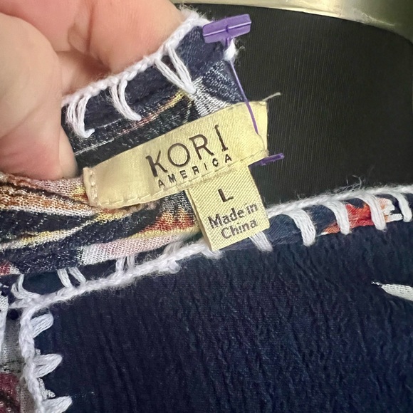 Kori Floral Navy and Purple Blouse - Picture 5 of 6